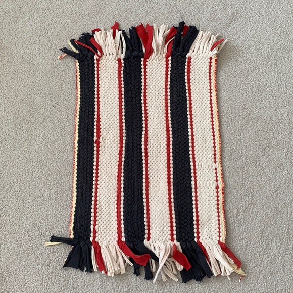 Handmade Rug - Picture 1 of 4